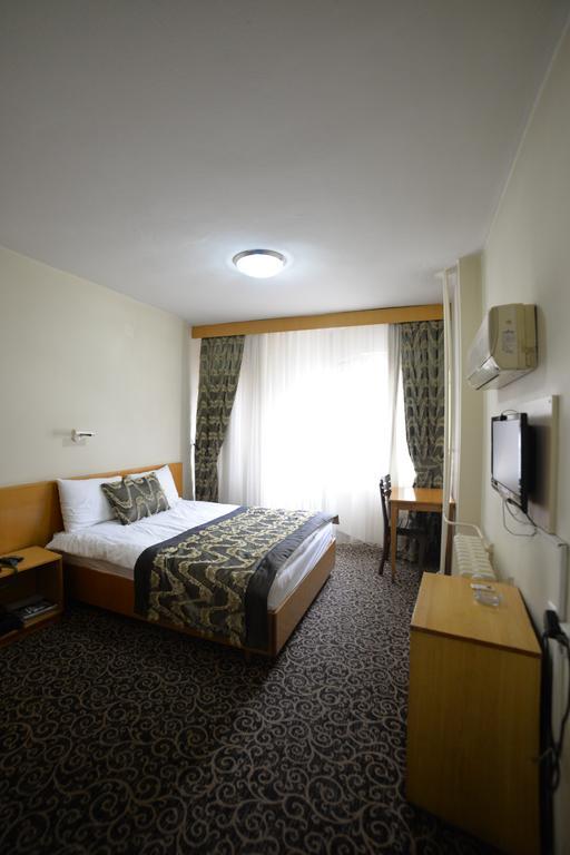 Kahramanmaras Buyuk Maras Hotel מראה חיצוני תמונה